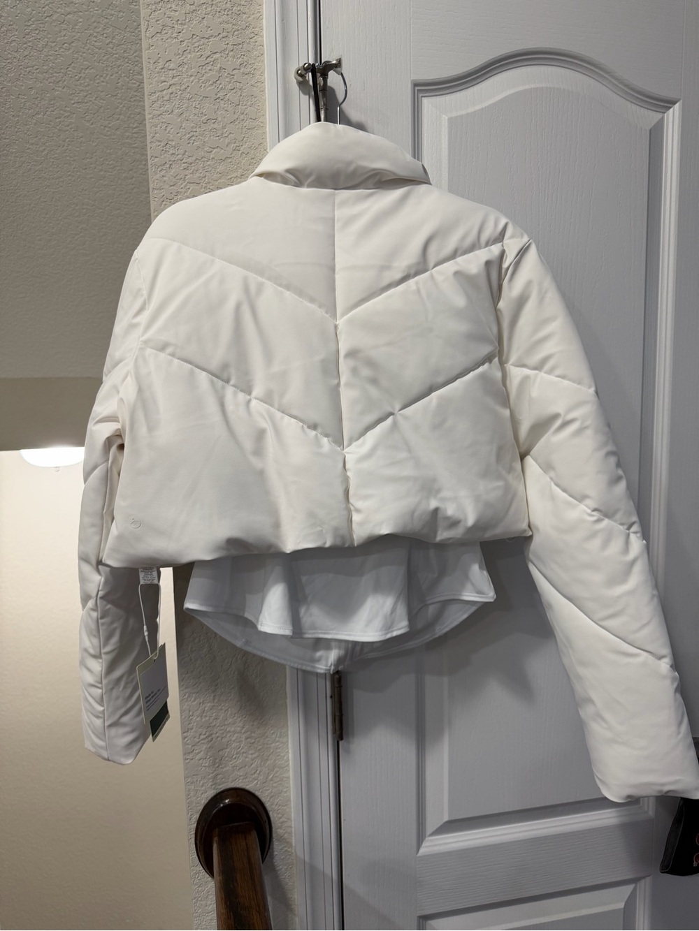 Halara PuffFlex 3-in-1 Stand Collar Casual Cropped Puffer Coat & Thumb Holes - Picture 10 of 14